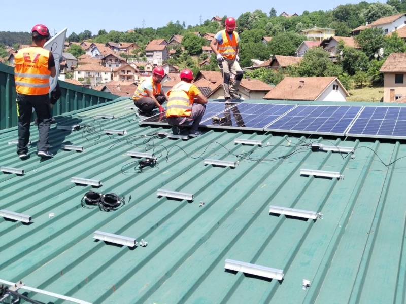 Uz podršku EU postavljaju se solarne elektrane na objektima u Požegi, Čajetini, Bajinoj Bašti i Užicu 
